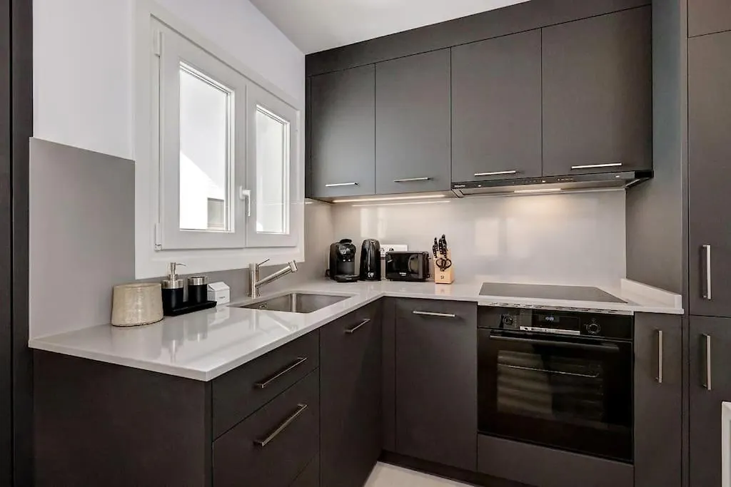 022 Stylish & Modern Fuengirola Apt, Near Beach Spain