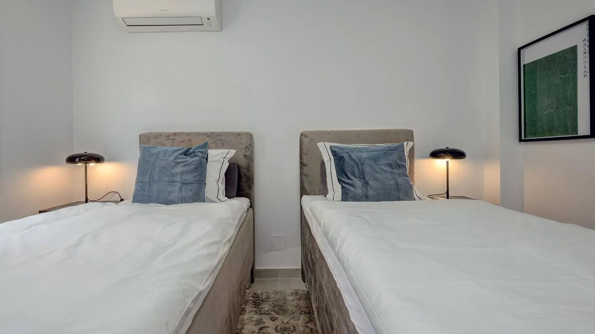 022 Stylish & Modern Fuengirola Apt, Near Beach