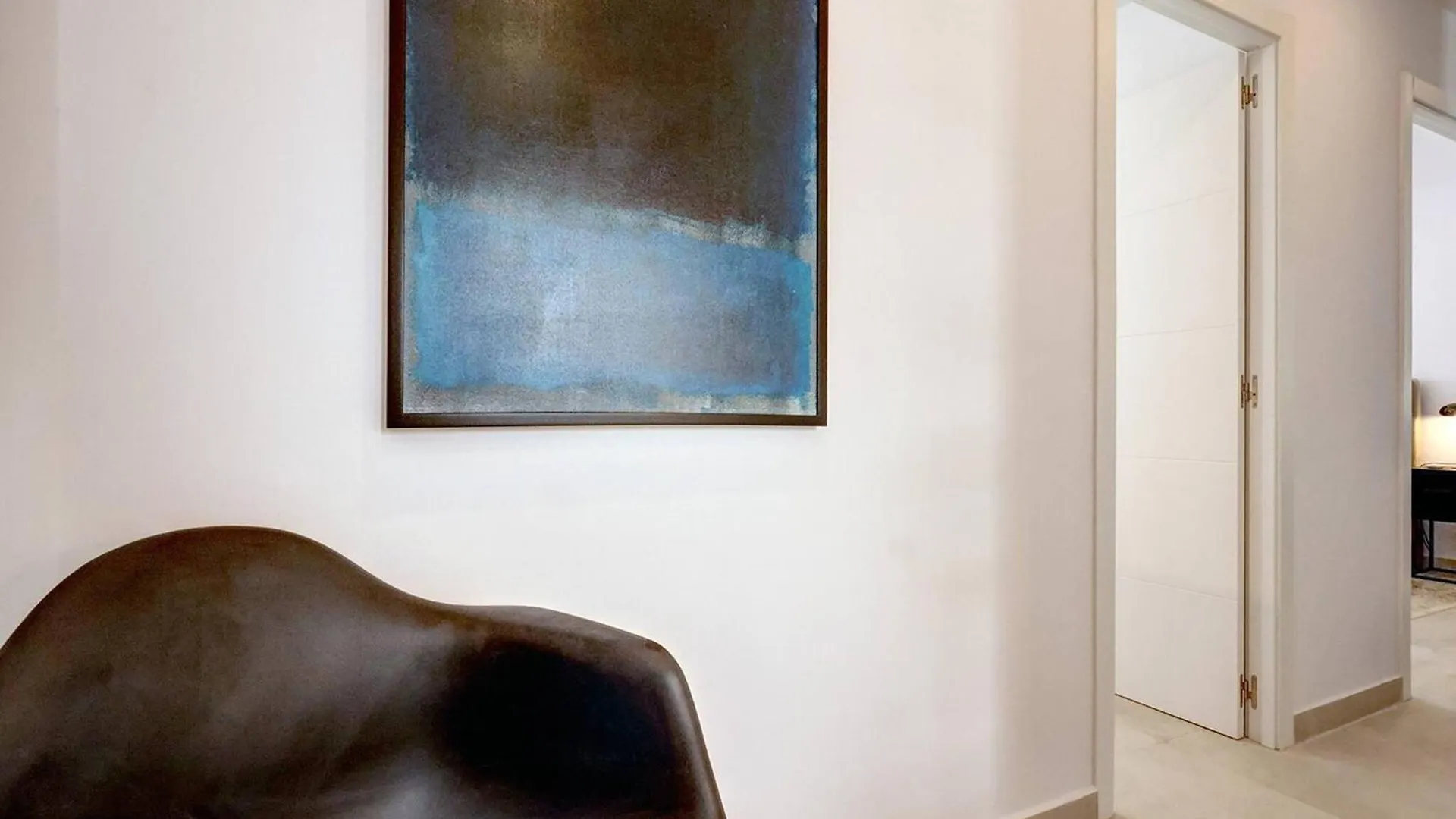 022 Stylish & Modern Fuengirola Apt, Near Beach