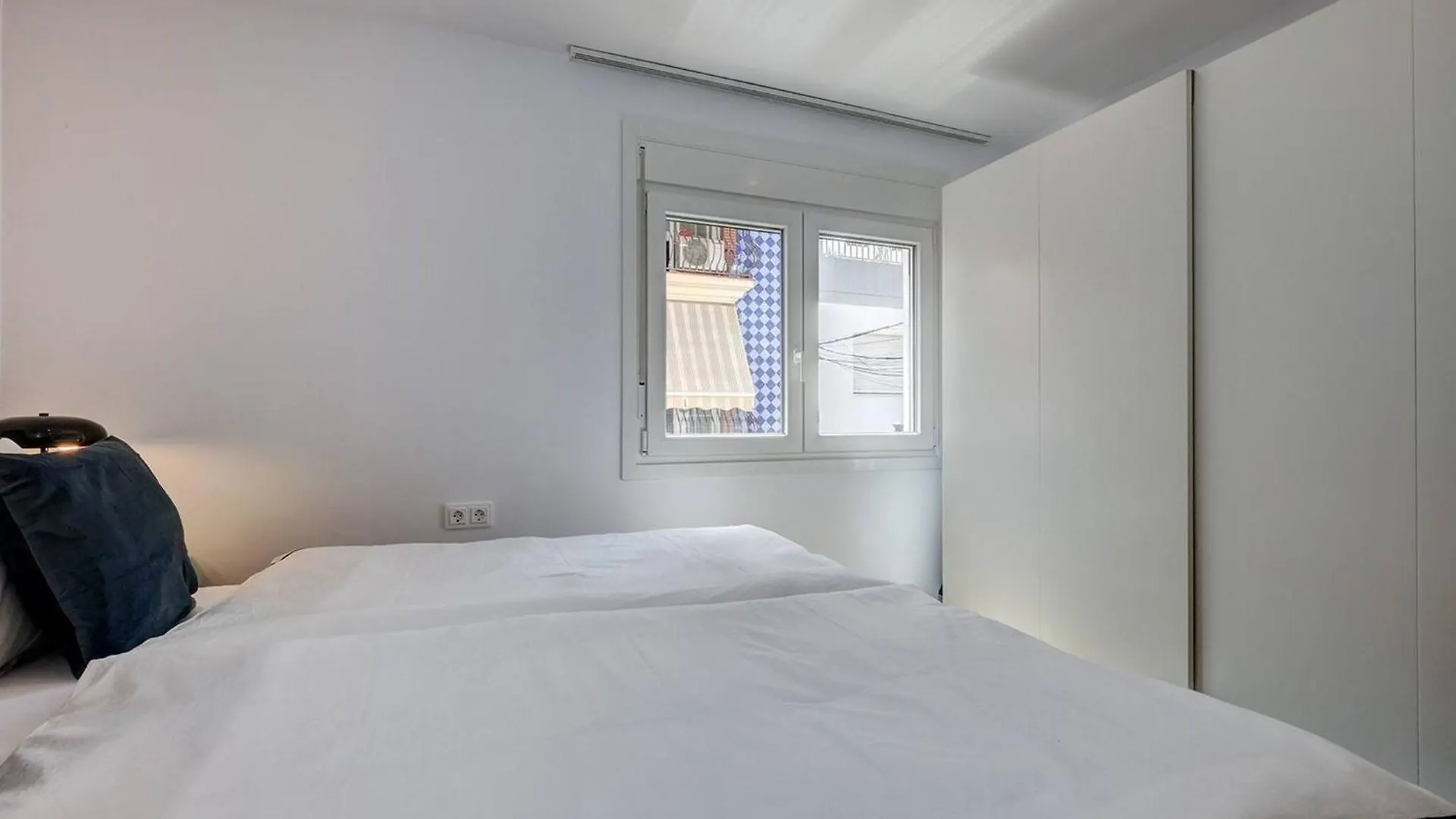 022 Stylish & Modern Fuengirola Apt, Near Beach