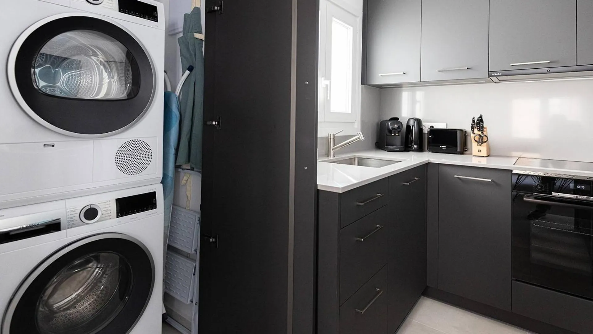 022 Stylish & Modern Fuengirola Apt, Near Beach Ισπανία