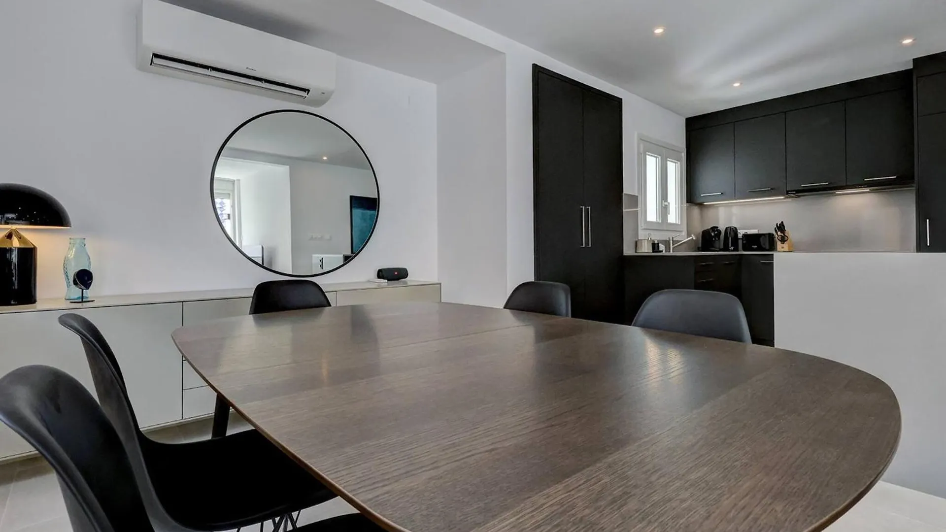022 Stylish & Modern Fuengirola Apt, Near Beach 0*,
